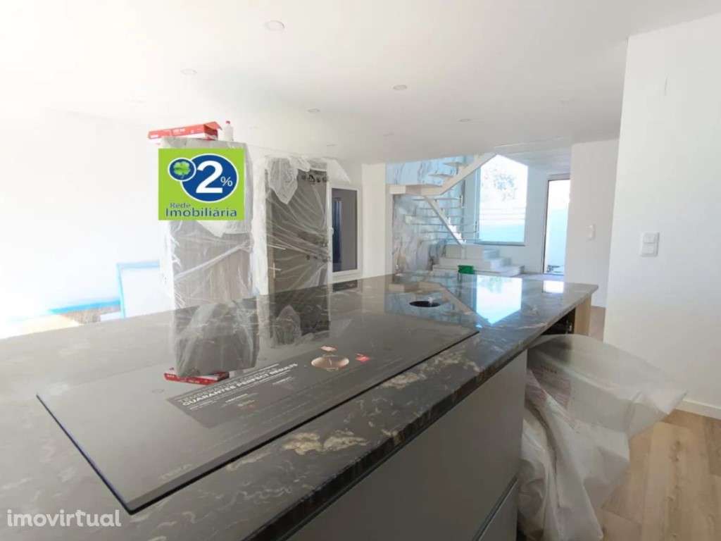 Moradia V4
Quintinhas, - Grande imagem: 5/15