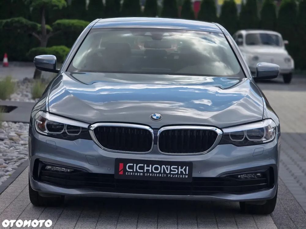 BMW Seria 5 520i GPF Sport Line sport - 4