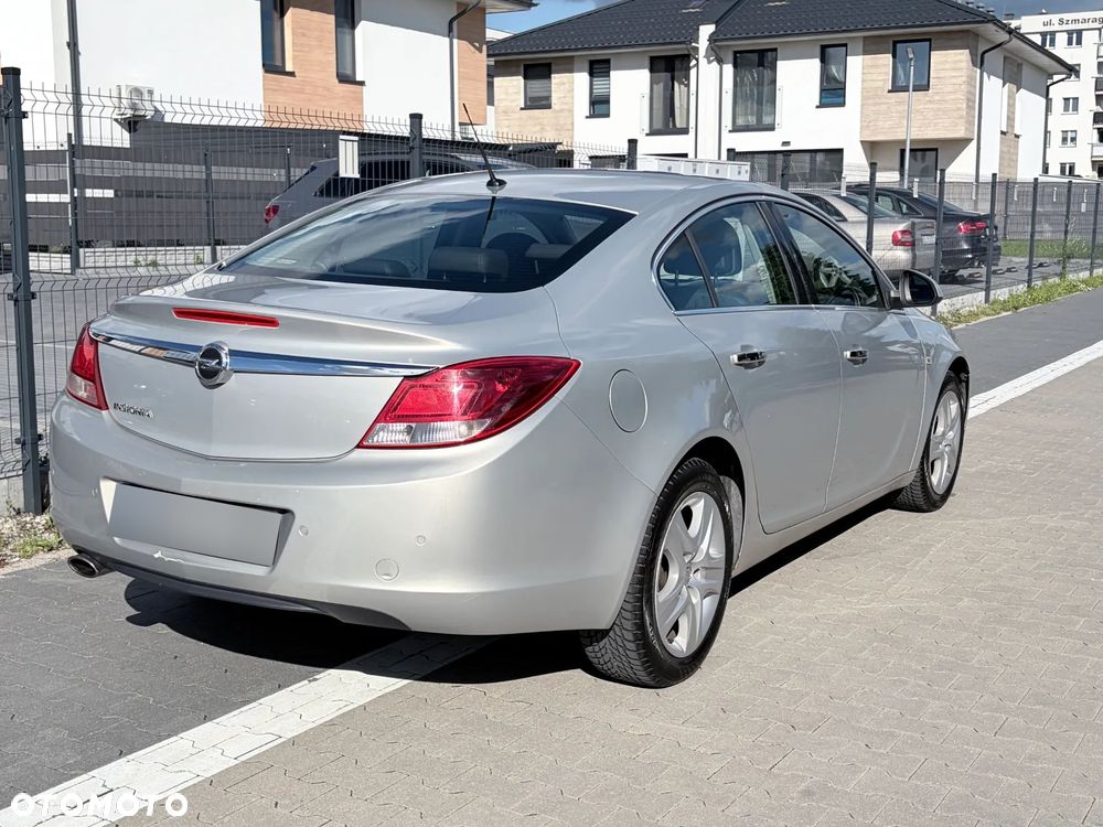 Opel Insignia 1.8 - 7