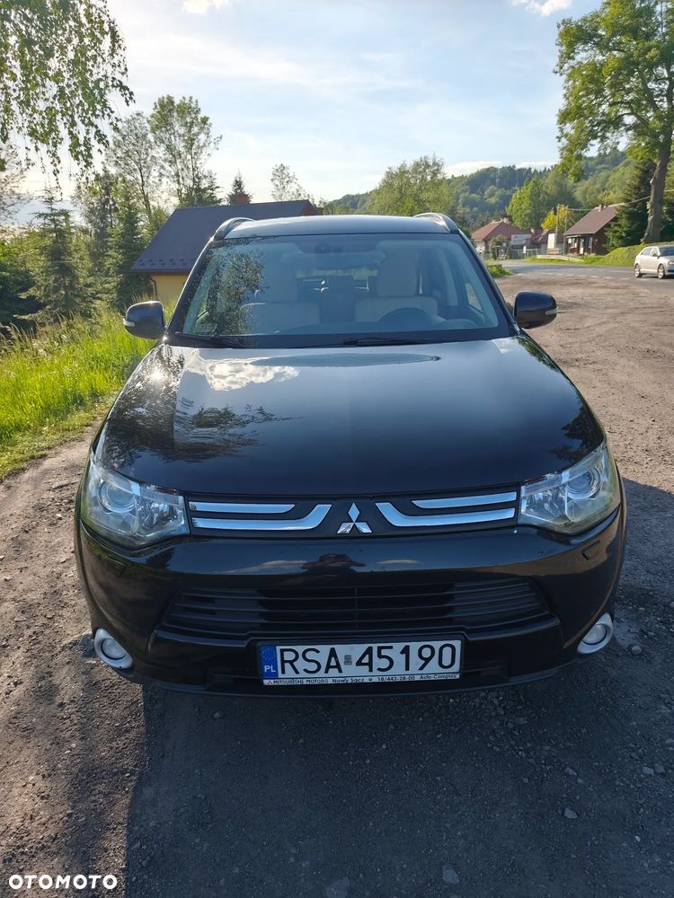 Mitsubishi Outlander 2.2 DID Intense + - 2