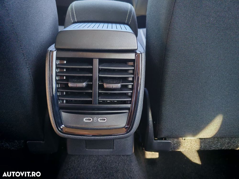 Skoda Kamiq 1.0 TSI Essence - 16