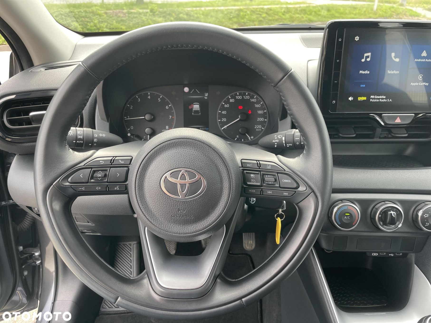 Toyota Yaris 1.5 Comfort - 16