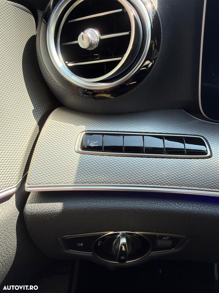 Mercedes-Benz E 220 d 4MATIC Aut. - 13