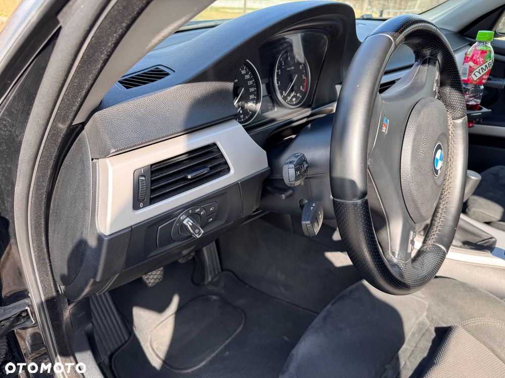 BMW Seria 3 325i - 15