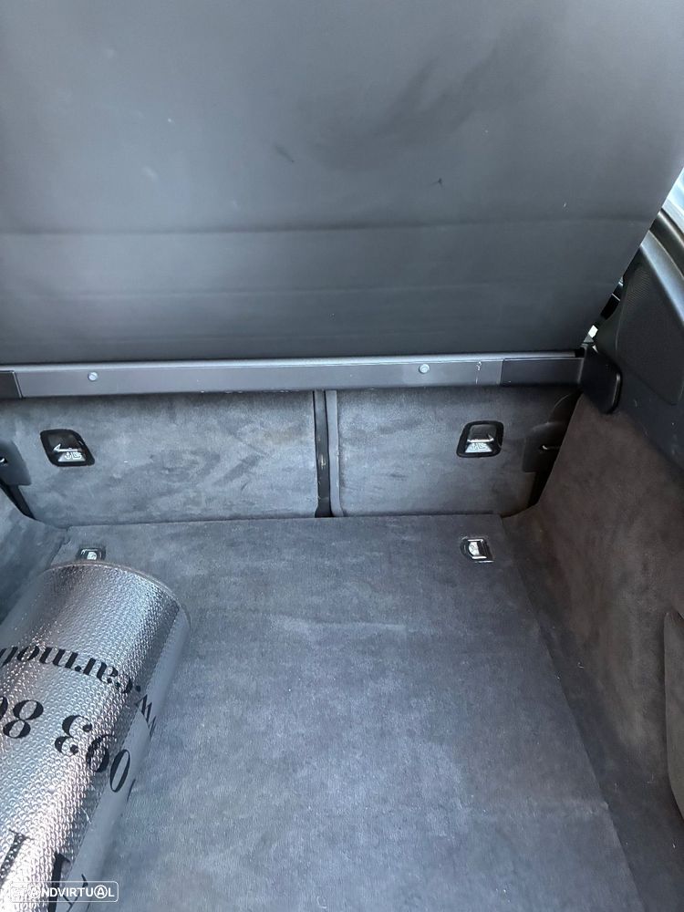 Porsche Panamera 4 E-Hybrid - 9