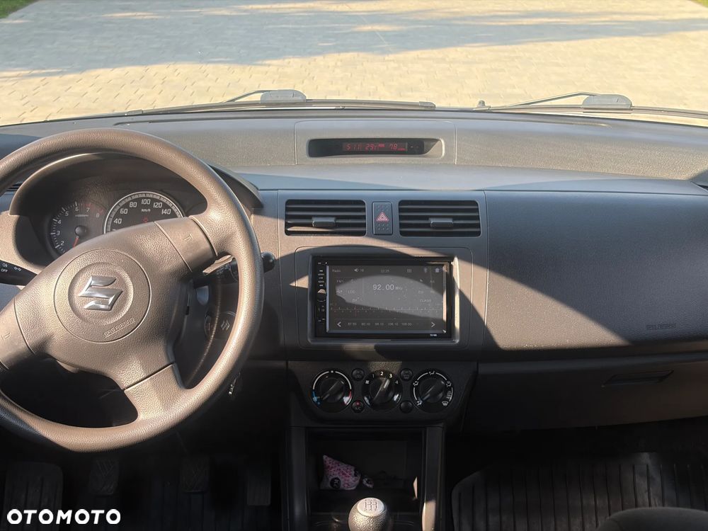 Suzuki Swift 1.3 GLX / Comfort - 6