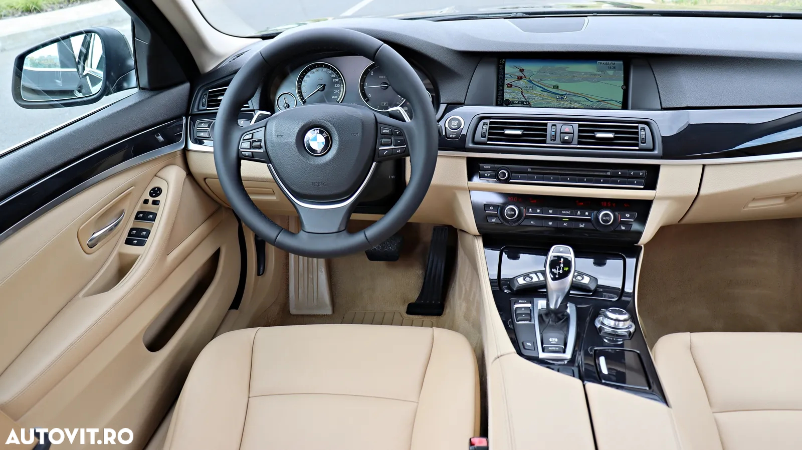 BMW Seria 5 525d Touring Sport-Aut. - 20