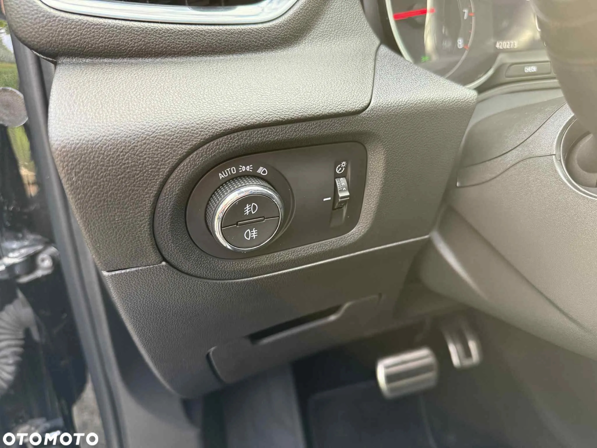 Opel Grandland X 2.0 CDTI Ultimate S&S - 4
