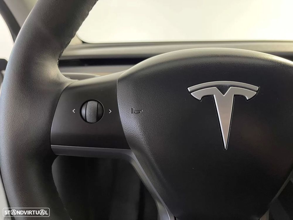 Tesla Model Y Long Range Tração Integral - 38