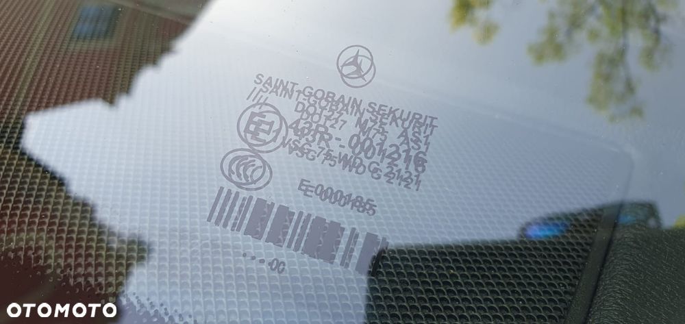 Mercedes-Benz Klasa E - 25