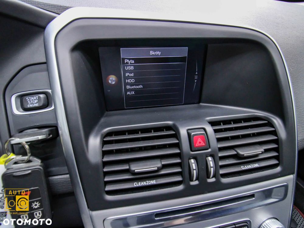 Volvo XC 60 D3 Geartronic Summum - 21