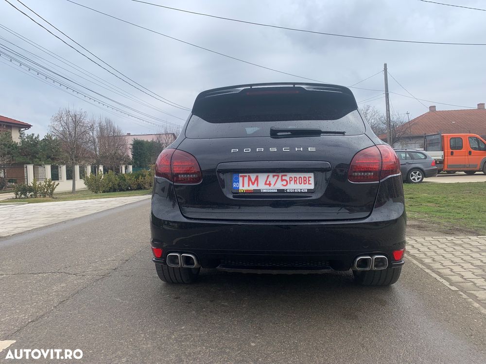 Porsche Cayenne - 20