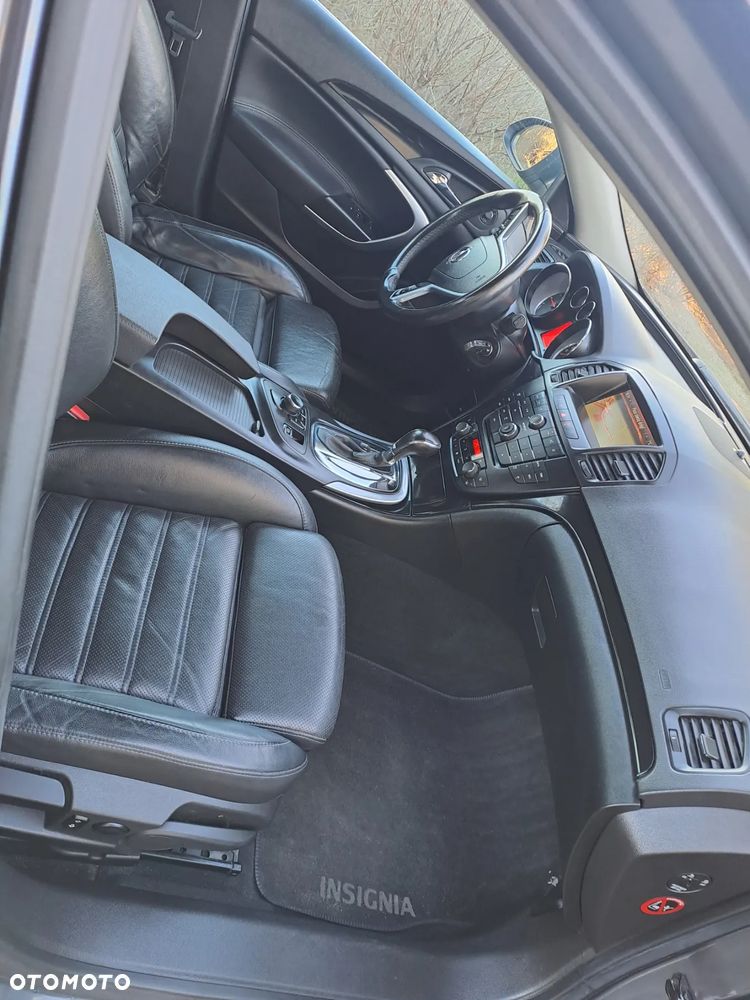 Opel Insignia 2.8 T V6 Cosmo 4x4 - 10