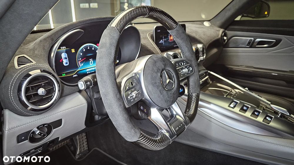 Mercedes-Benz AMG GT - 22