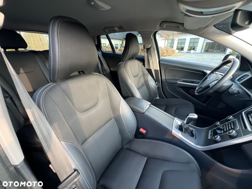 Volvo V60 - 14