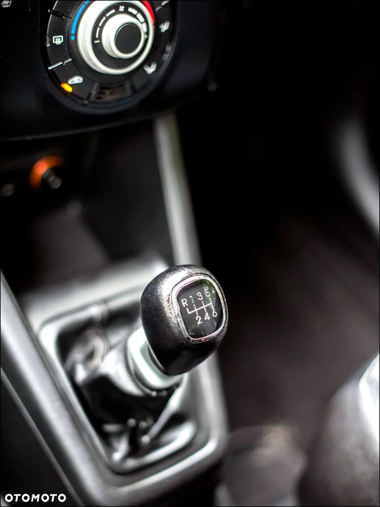 Kia Venga - 32
