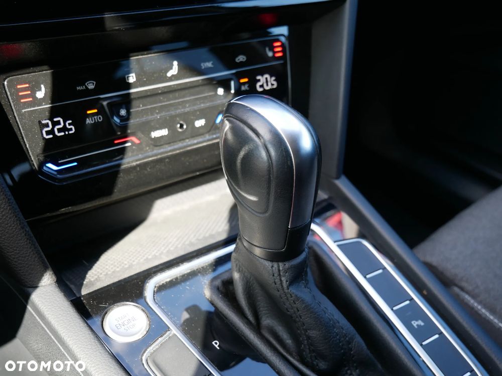 Volkswagen Passat 2.0 TDI EVO Business DSG - 22
