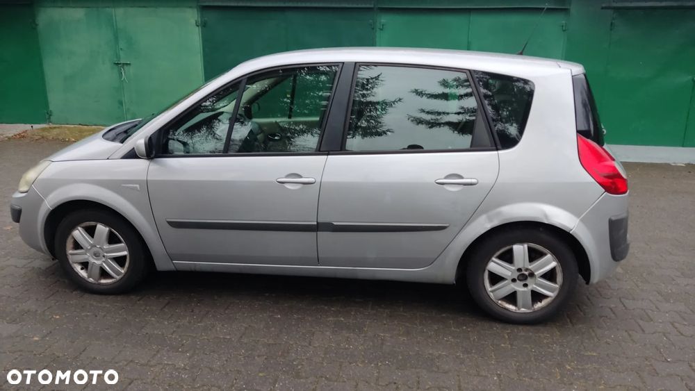 Renault Scenic - 9