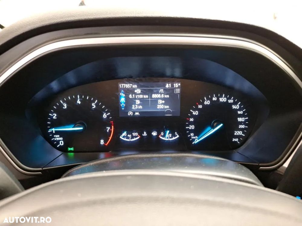 Ford Focus 1.0 EcoBoost MHEV Connected - 7