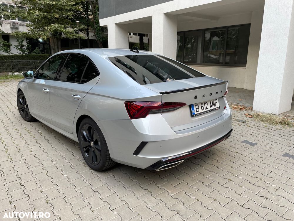Skoda Octavia 2.0 245 TSI DSG RS - 4