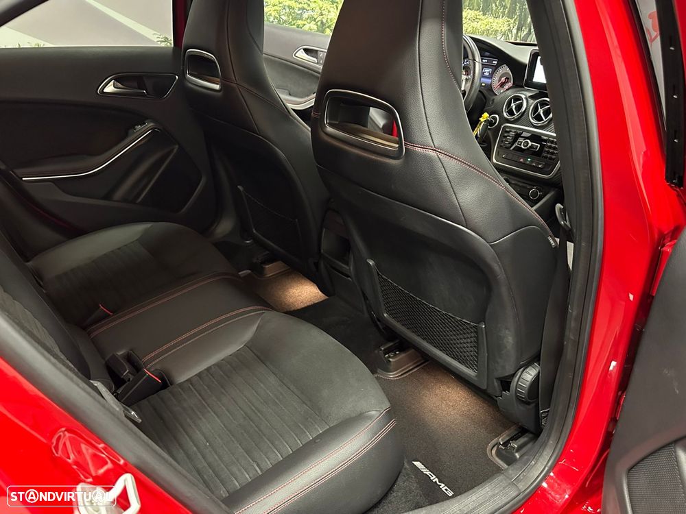 Mercedes-Benz A 160 CDI AMG Line - 35