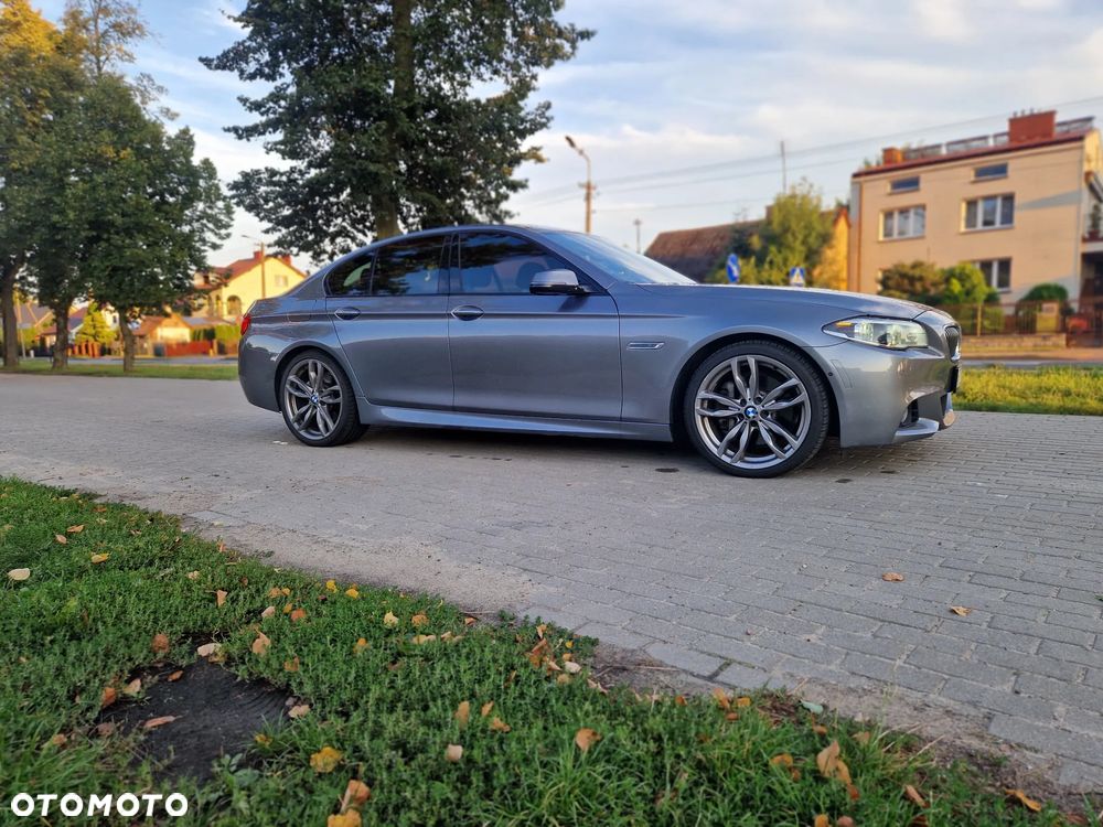 BMW Seria 5 535i xDrive - 11