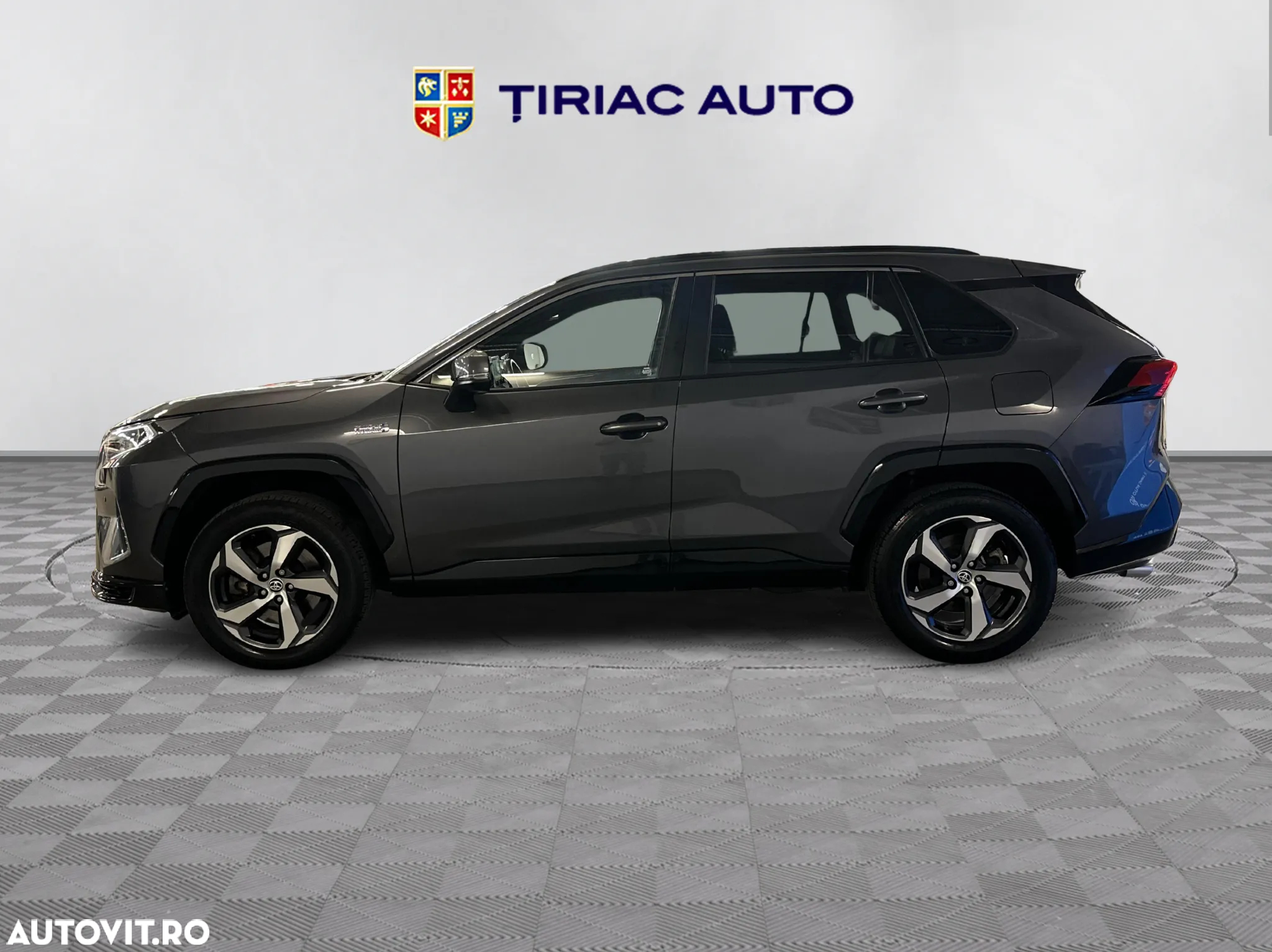 Toyota RAV4 Plug-in-Hybrid - 2