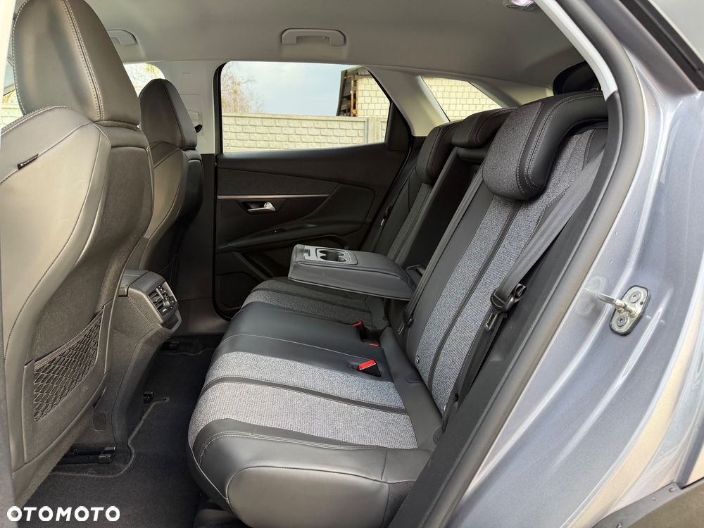 Peugeot 3008 1.2 PureTech Allure - 28