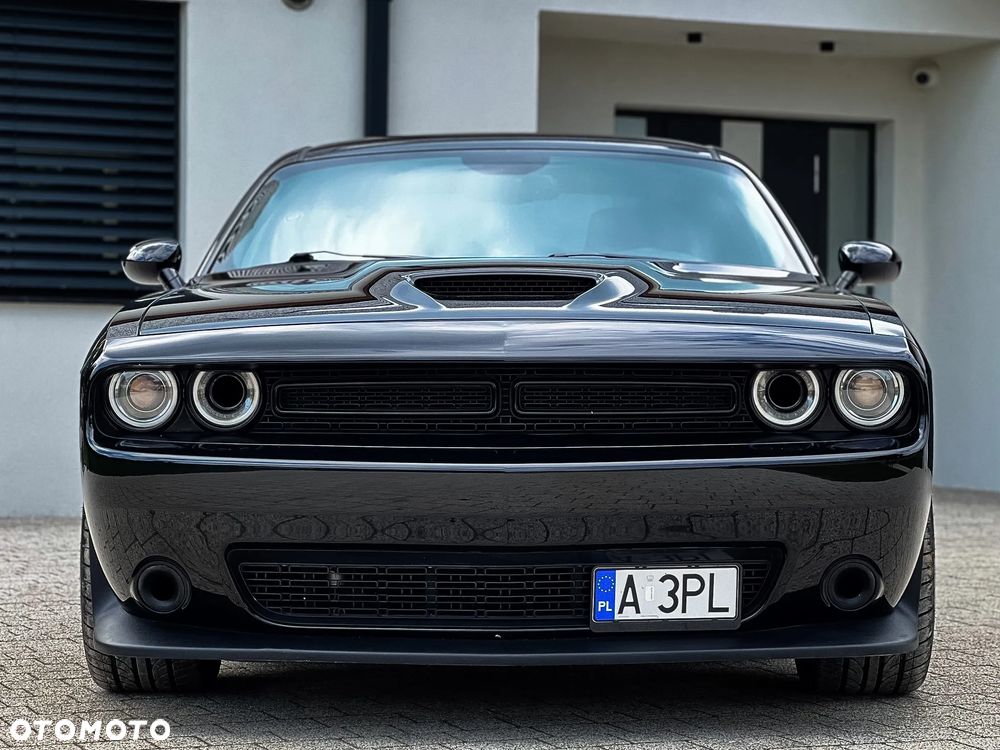 Dodge Challenger - 6