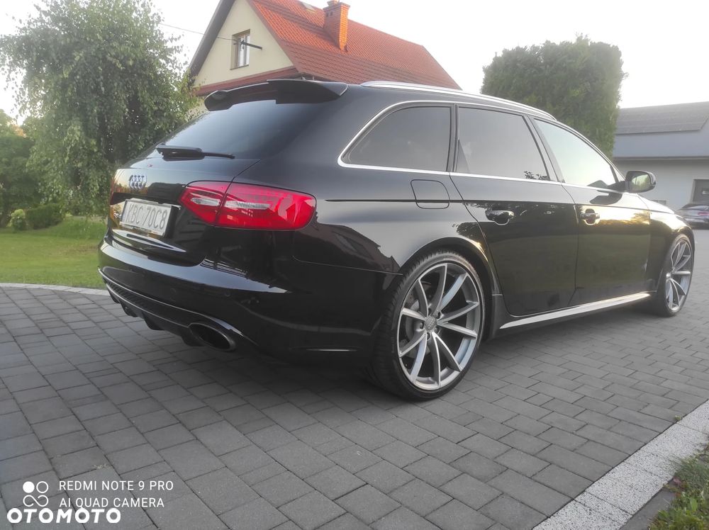 Audi RS4 Limousine - 9