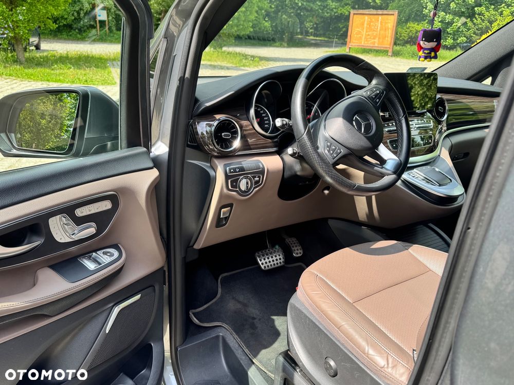 Mercedes-Benz Klasa V 300 d Avantgarde 9G-Tronic (d³ugi) - 5