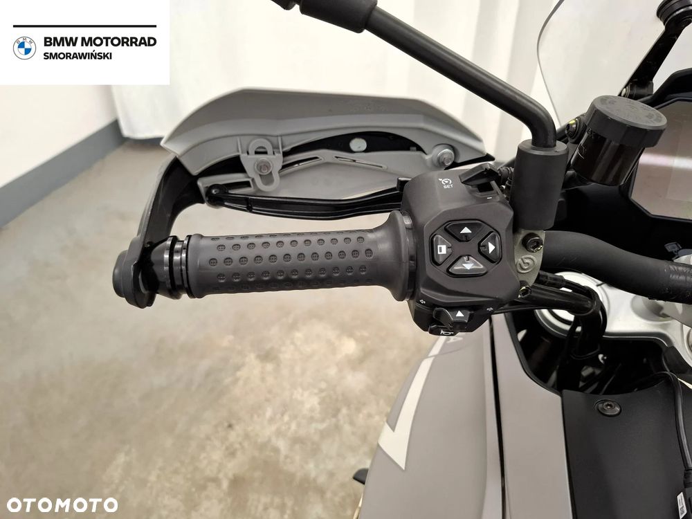 Moto Guzzi V100 Mandello - 9