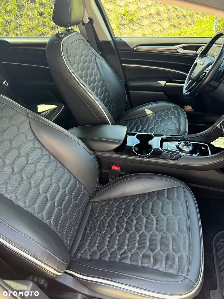 Ford Mondeo SW - 31