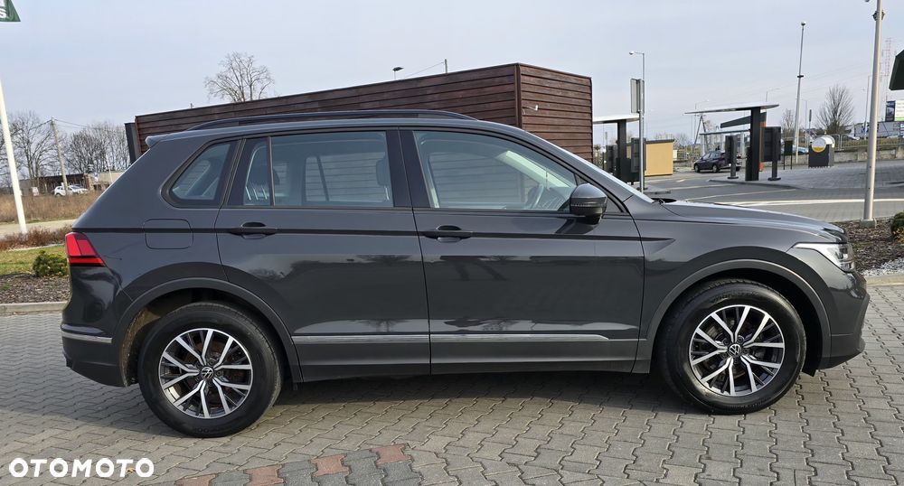 Volkswagen Tiguan - 4