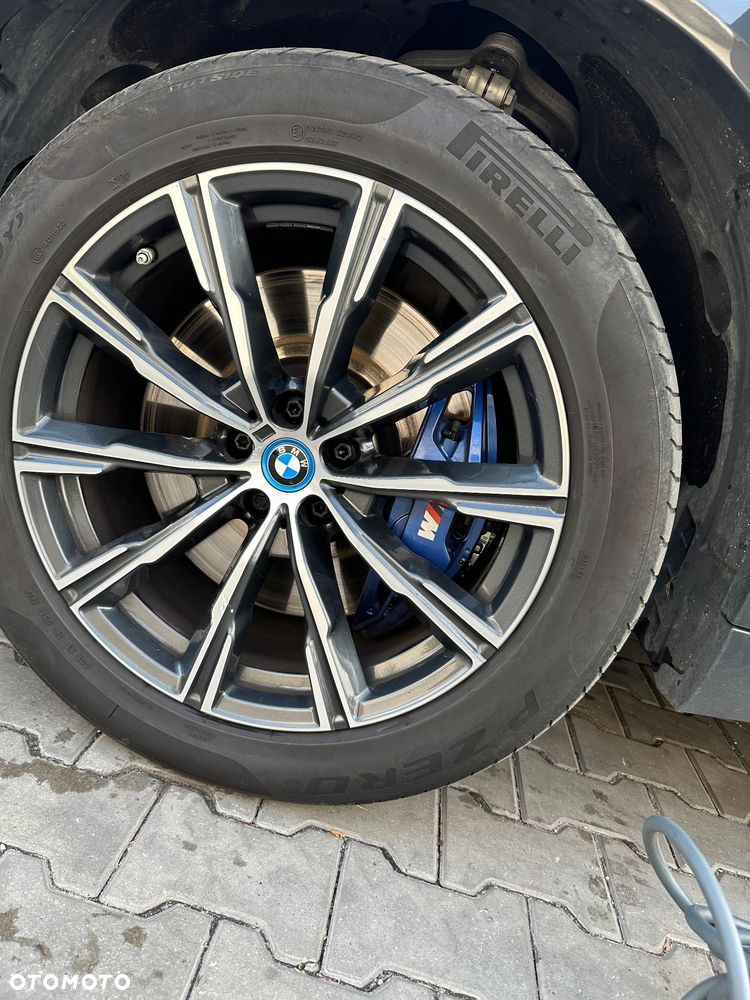 BMW X5 xDrive45e - 16