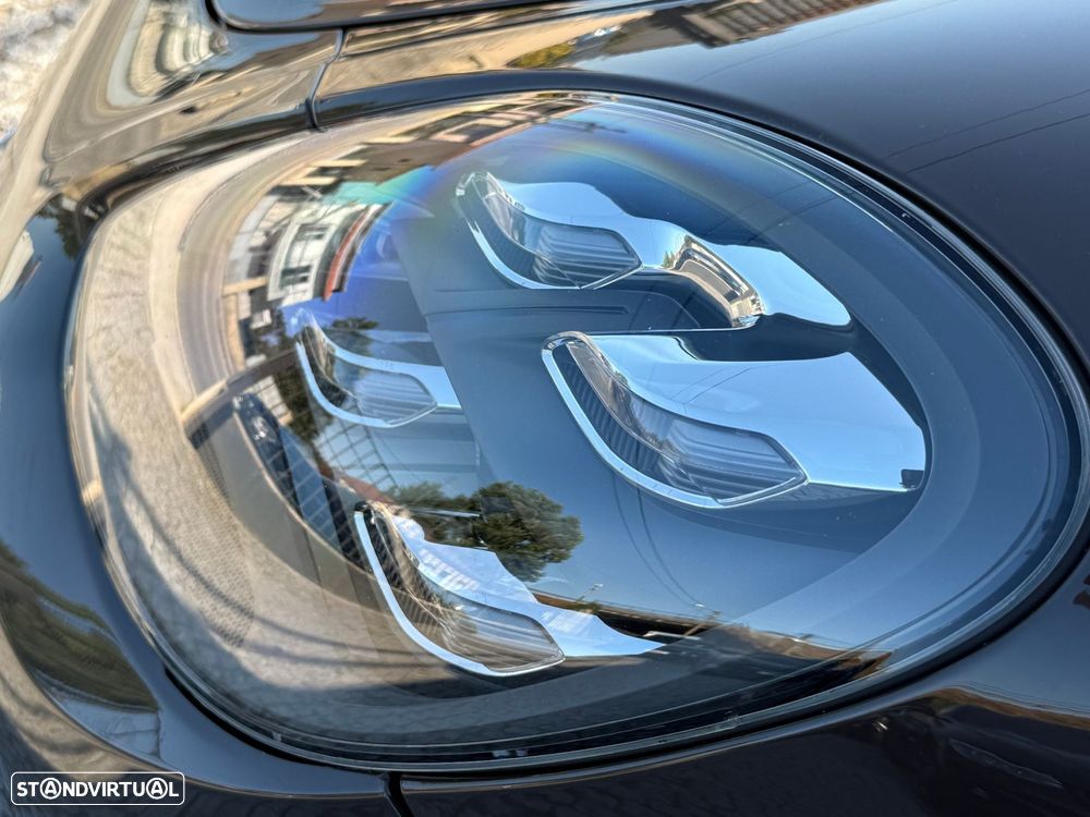 Porsche Panamera Sport Turismo 4 E-Hybrid - 12