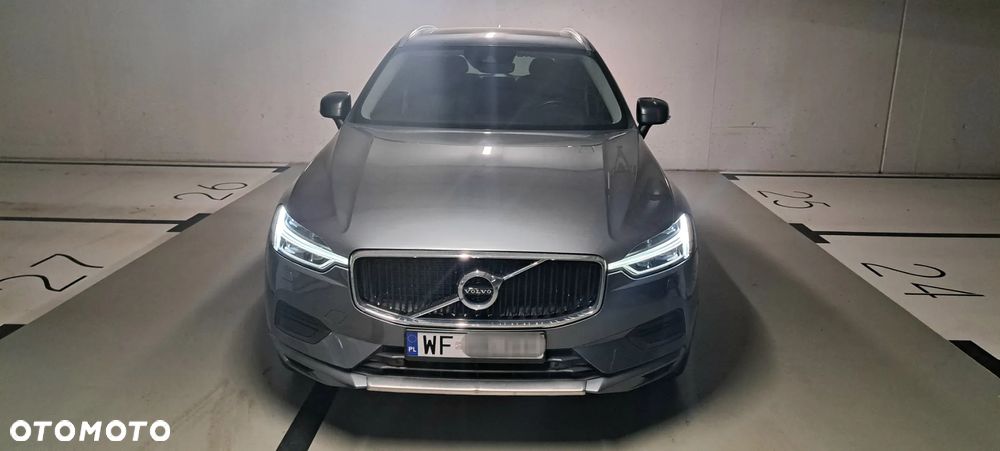 Volvo XC 60 T5 AWD Momentum - 2