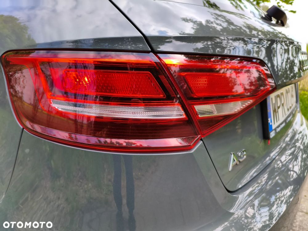 Audi A3 Sportback 35 TFSI S tronic - 14