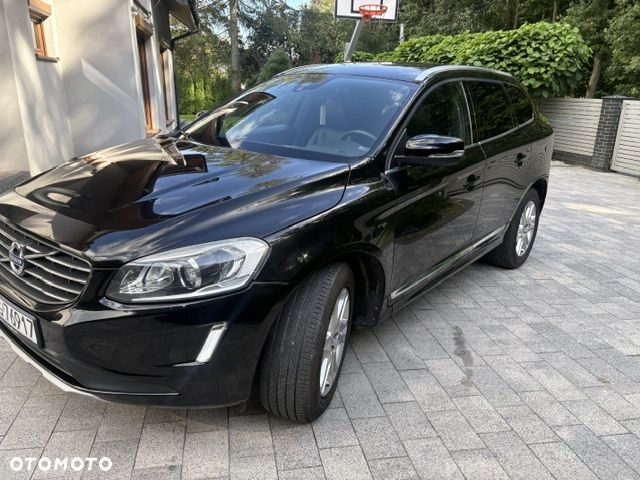Volvo XC 60 D5 AWD Momentum - 18