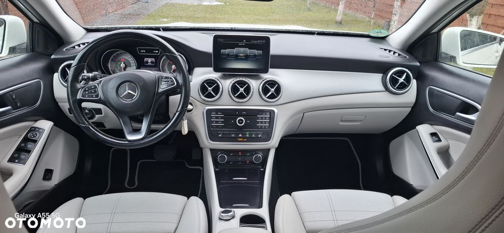 Mercedes-Benz GLA 180 7G-DCT Style - 5
