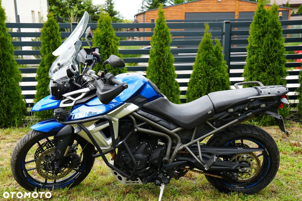Triumph Tiger - 2