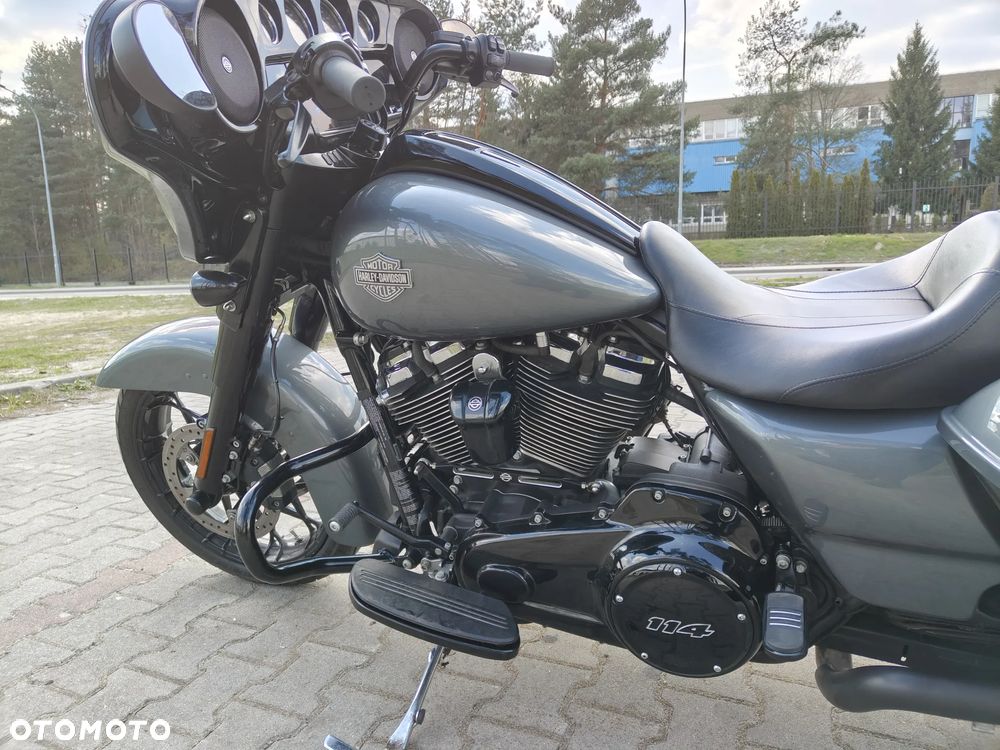 Harley-Davidson Touring Street Glide - 3