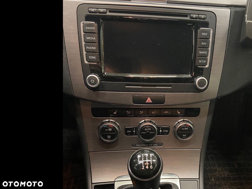 Volkswagen Passat Variant 2.0 TDI DPF Comfortline - 6