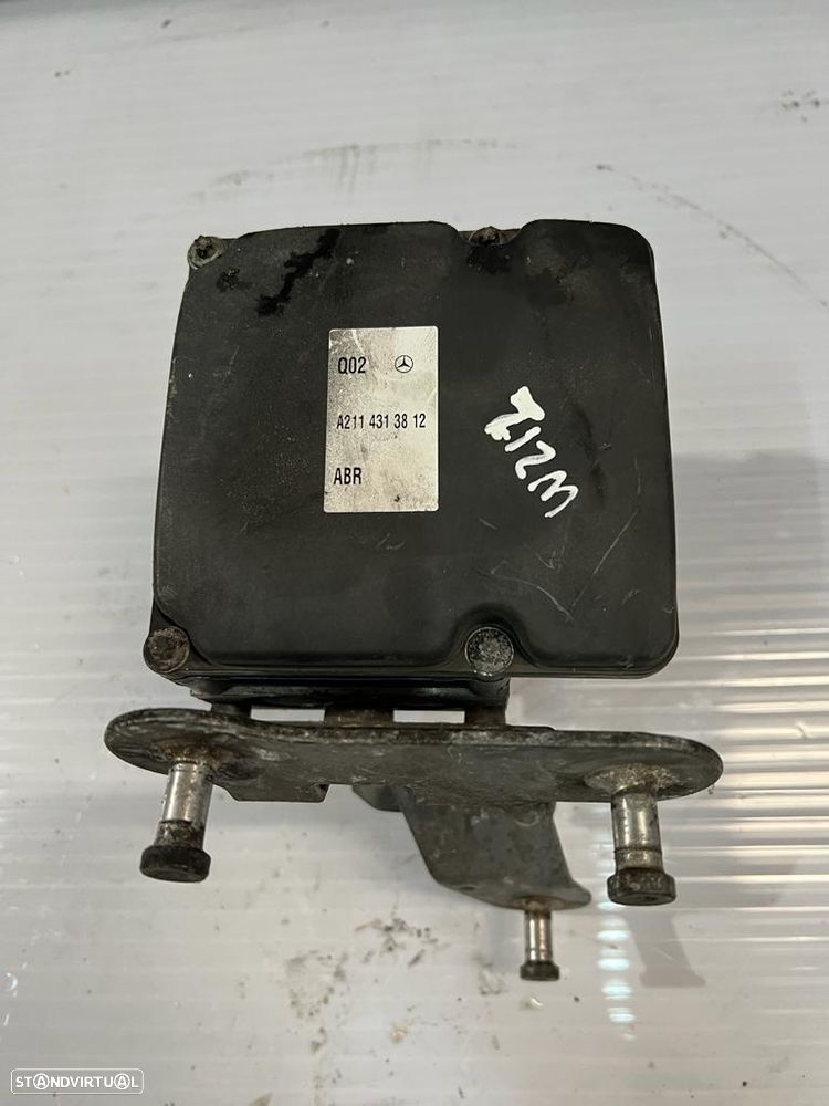 Módulo de ABS Mercedes W211 - 1
