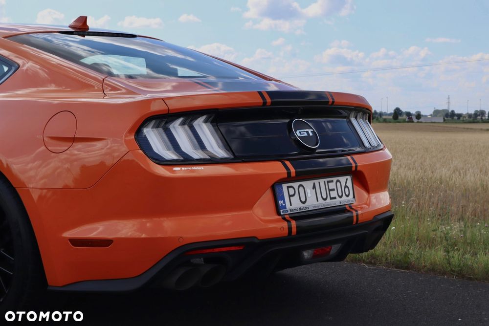 Ford Mustang - 6