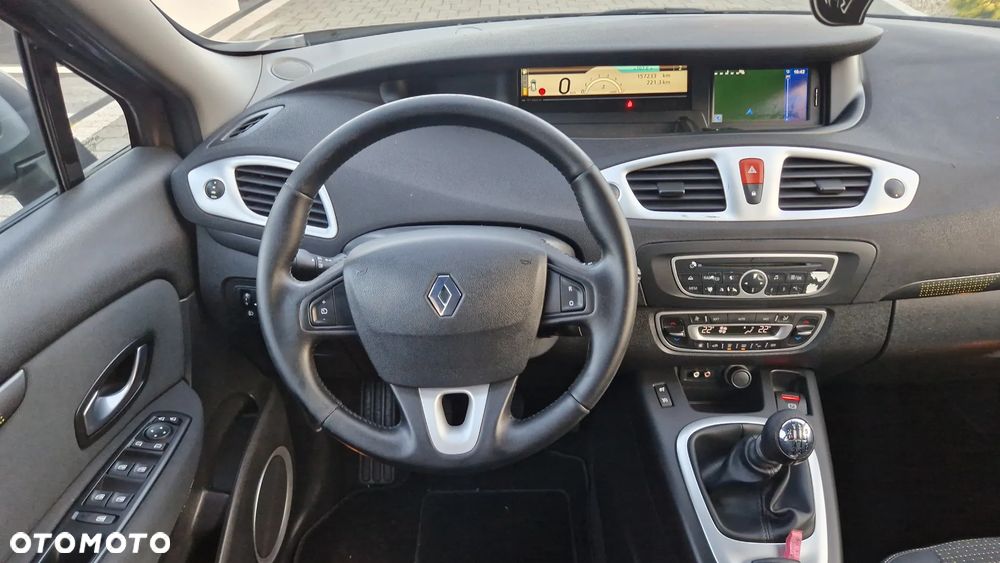 Renault Grand Scenic TCe 130 Bose Edition - 11