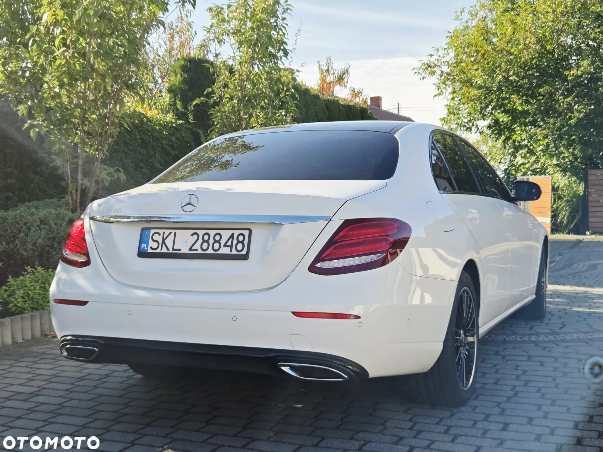 Mercedes-Benz Klasa E 220 d 9G-TRONIC - 16