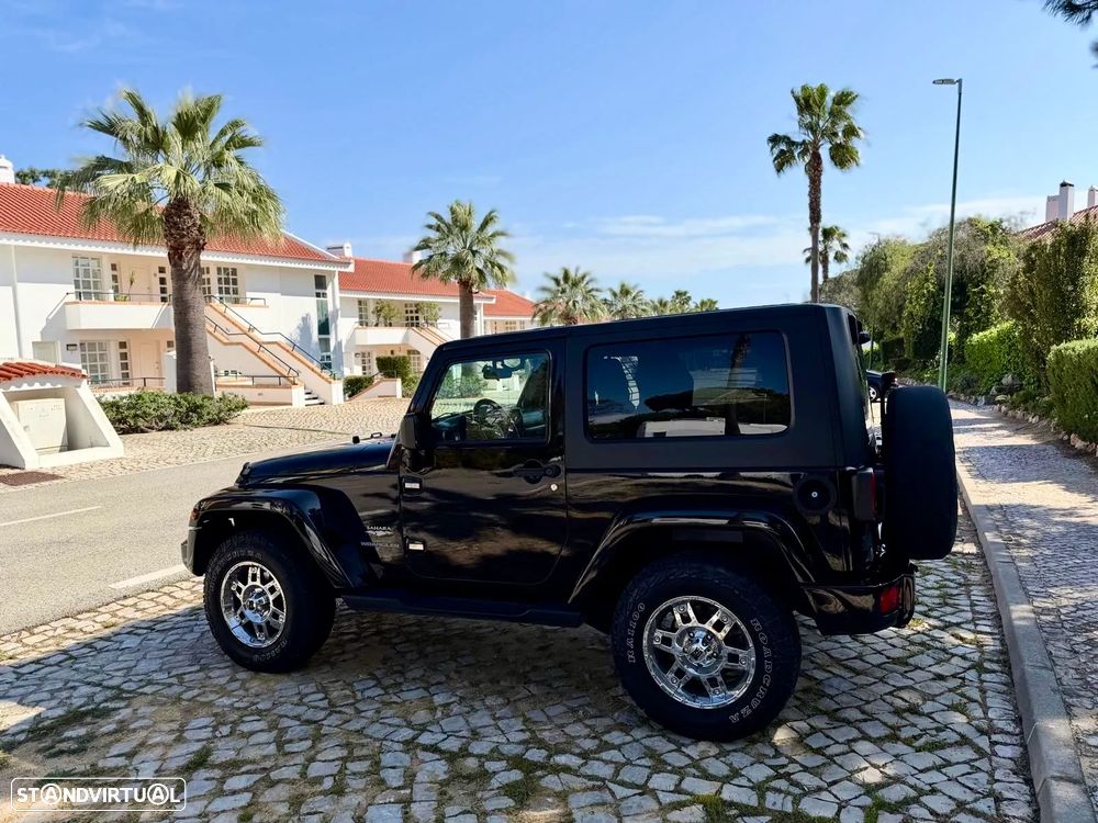 Jeep Wrangler - 5