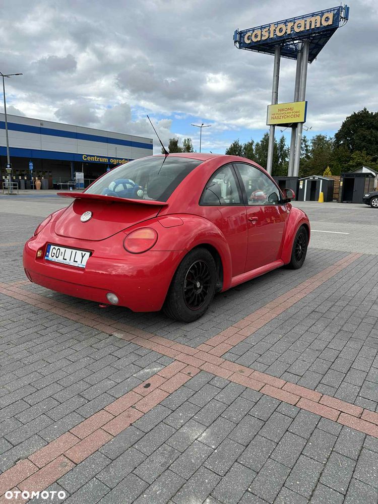 Volkswagen New Beetle - 16