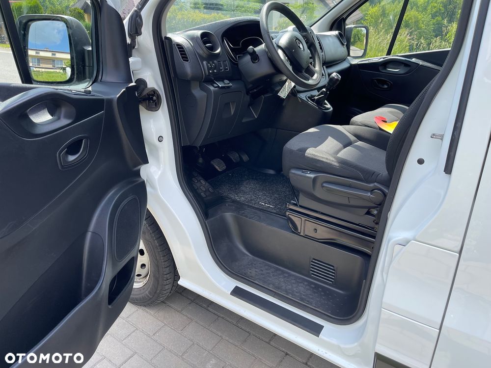 Renault Trafic - 9